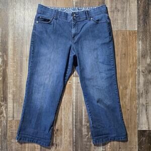 Bandolino Blue Capri Jeans Women's Size 12